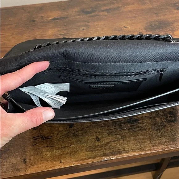 Aldo Elegant Black Quilted Crossbody Bag - Picture 8 of 14